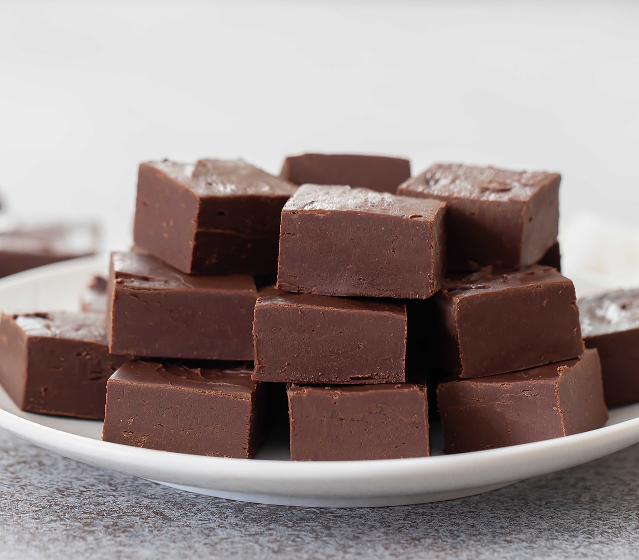 2 ingredient FUDGE