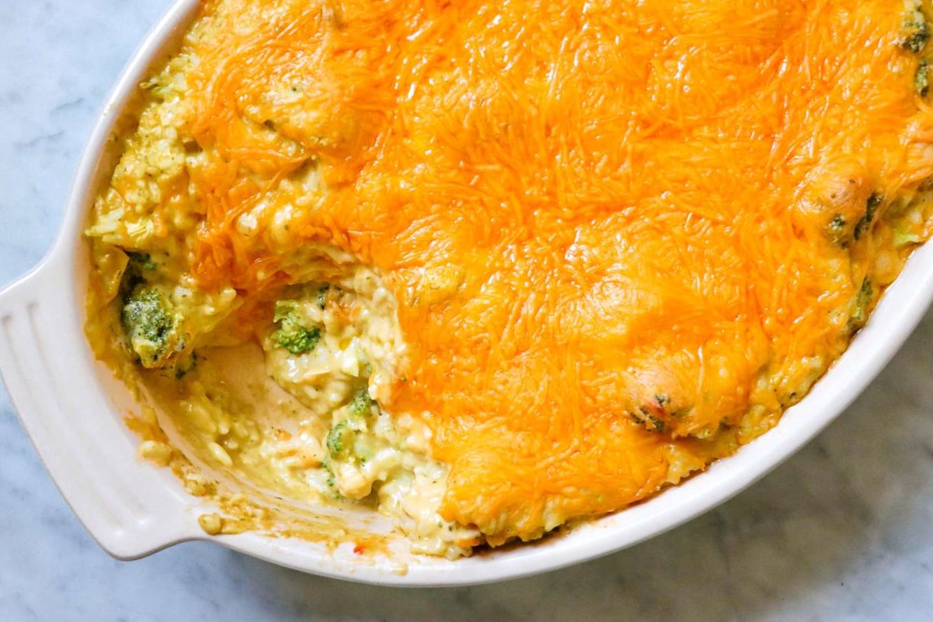 Cheesy-Chicken-Broccoli-and-Rice-Casserole