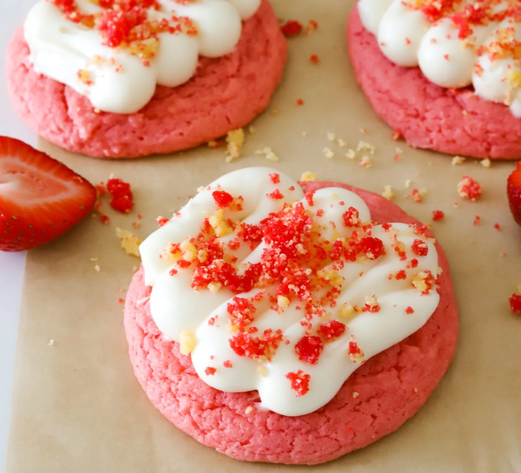 Strawberry Crunch Shortcake Cookies