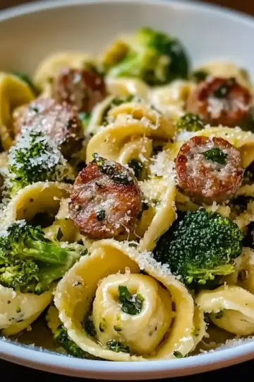 Creamy Garlic Parmesan Tortellini