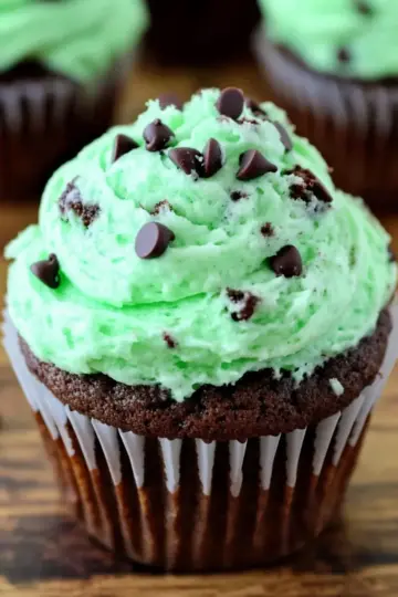 Mint Chocolate Chip Cupcakes