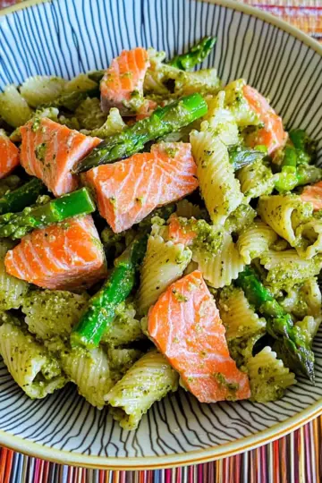 Smoked Salmon Pasta Salad with Asparagus