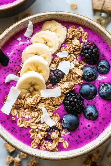 Dragon Fruit Smoothie Bowls