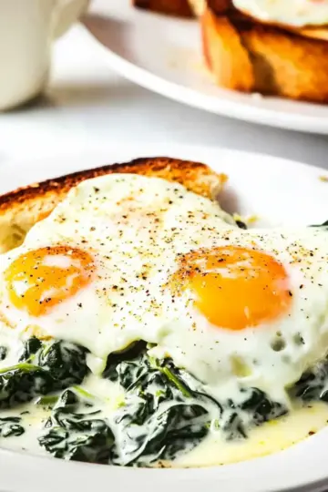 Baked Eggs Florentine
