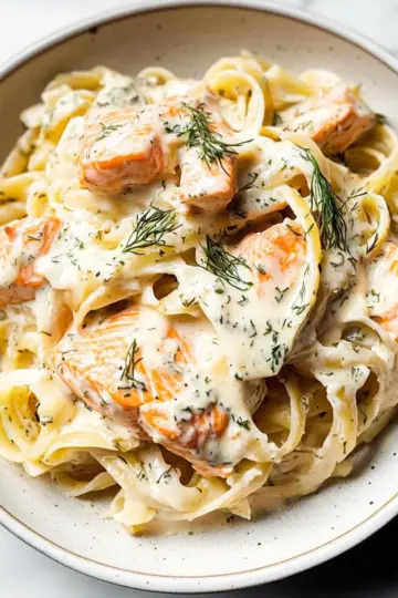 Lemon Dill Salmon Pasta