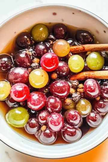Quick Pickled Grapes
